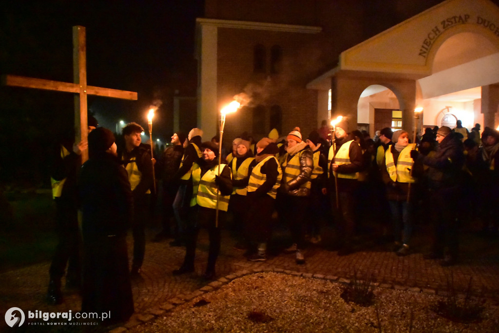 Skauci zorganizowali drogę krzyżową w okolicach Biłgoraja