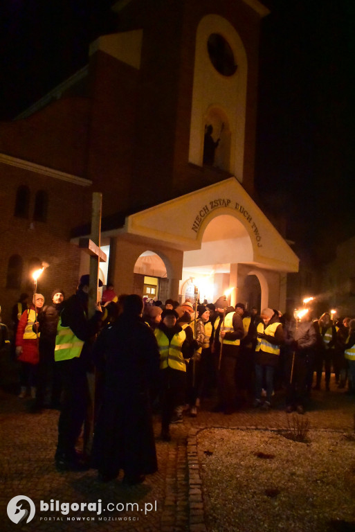 Skauci zorganizowali drogę krzyżową w okolicach Biłgoraja