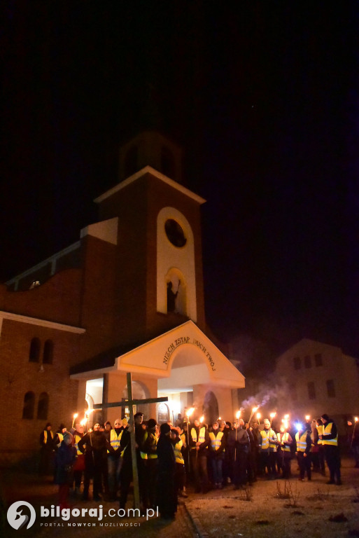 Skauci zorganizowali drogę krzyżową w okolicach Biłgoraja