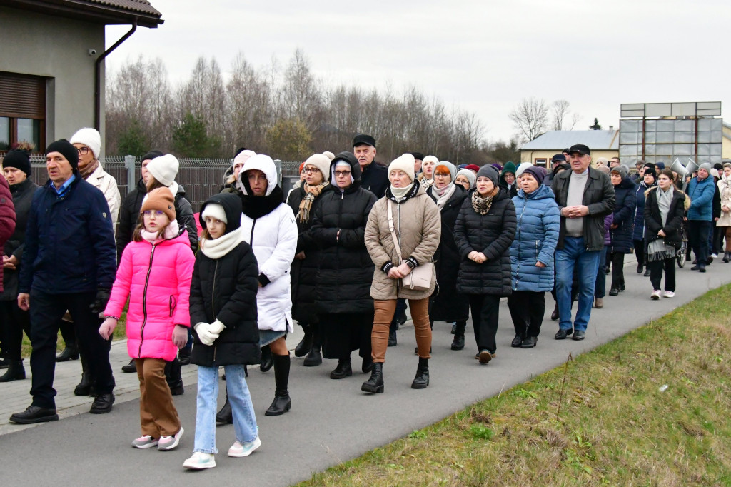 Przez Korczów i Okrągłe przeszła Droga Krzyżowa