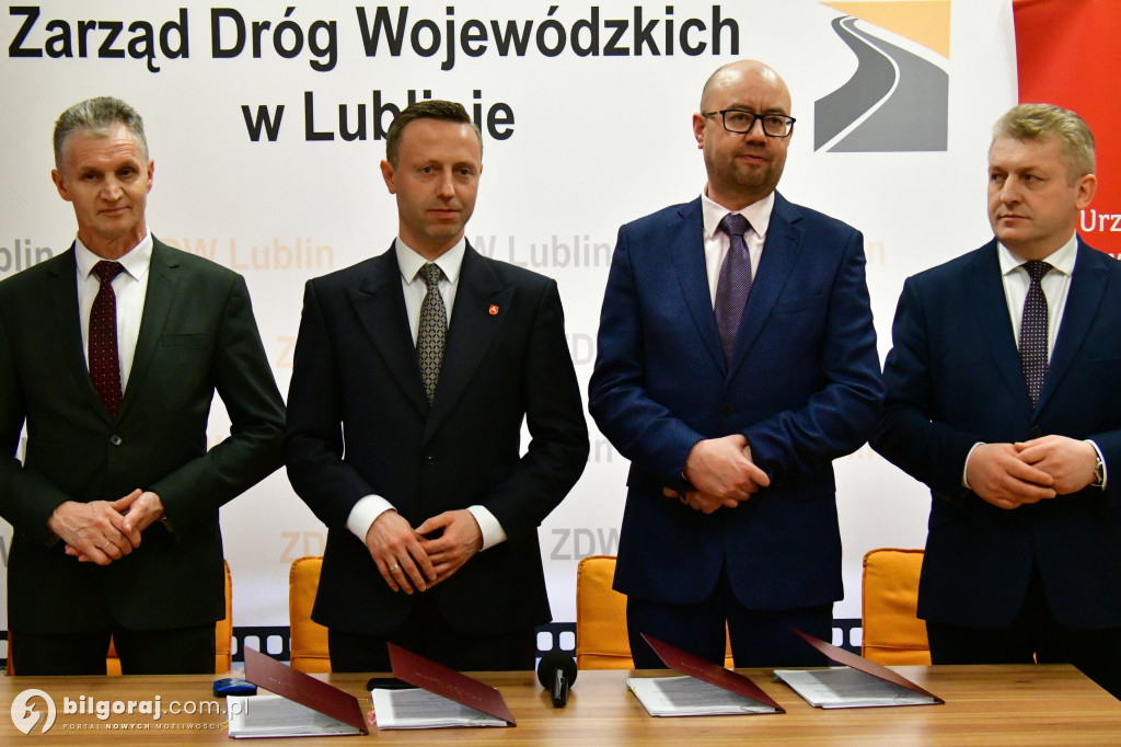 Podpisali umowy na remonty odcinków W853 i W853