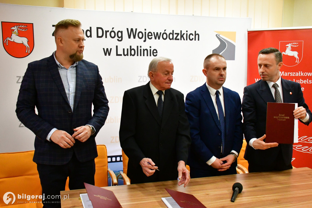 Podpisali umowy na remonty odcinków W853 i W853