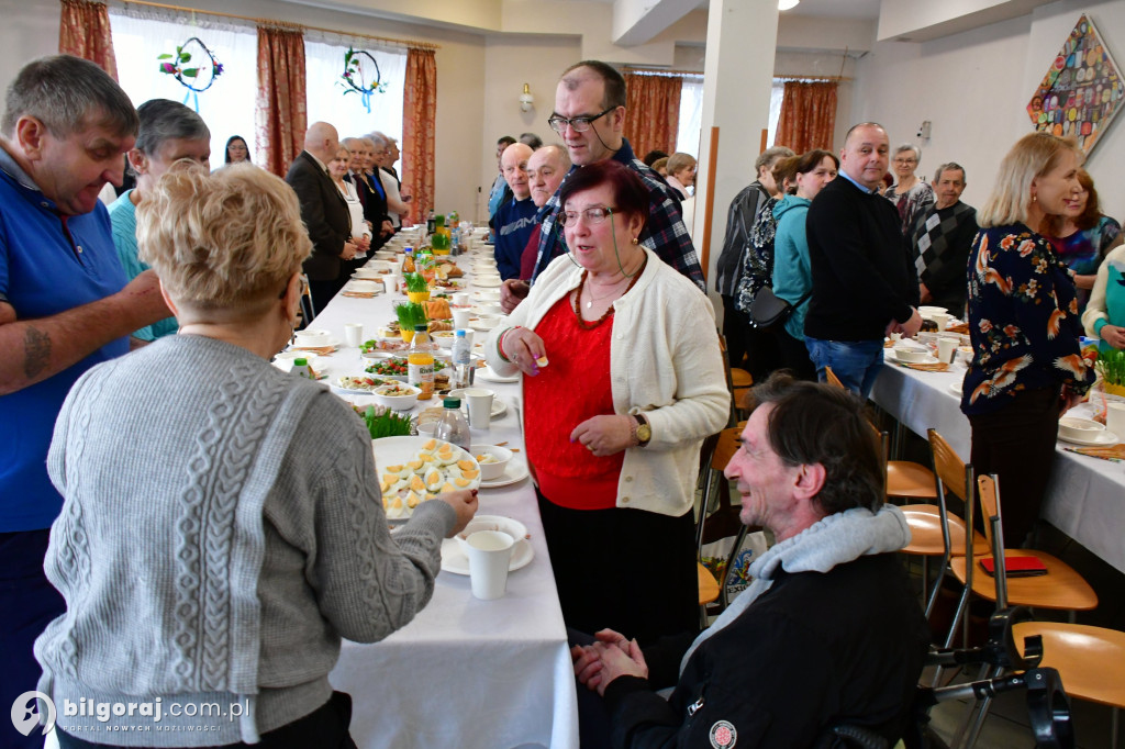 Wielkanocne spotkanie w DPS dla Kombatantów