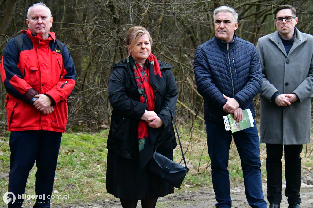 W Osuchach otwarto ścieżkę przyrodniczo - historyczną
