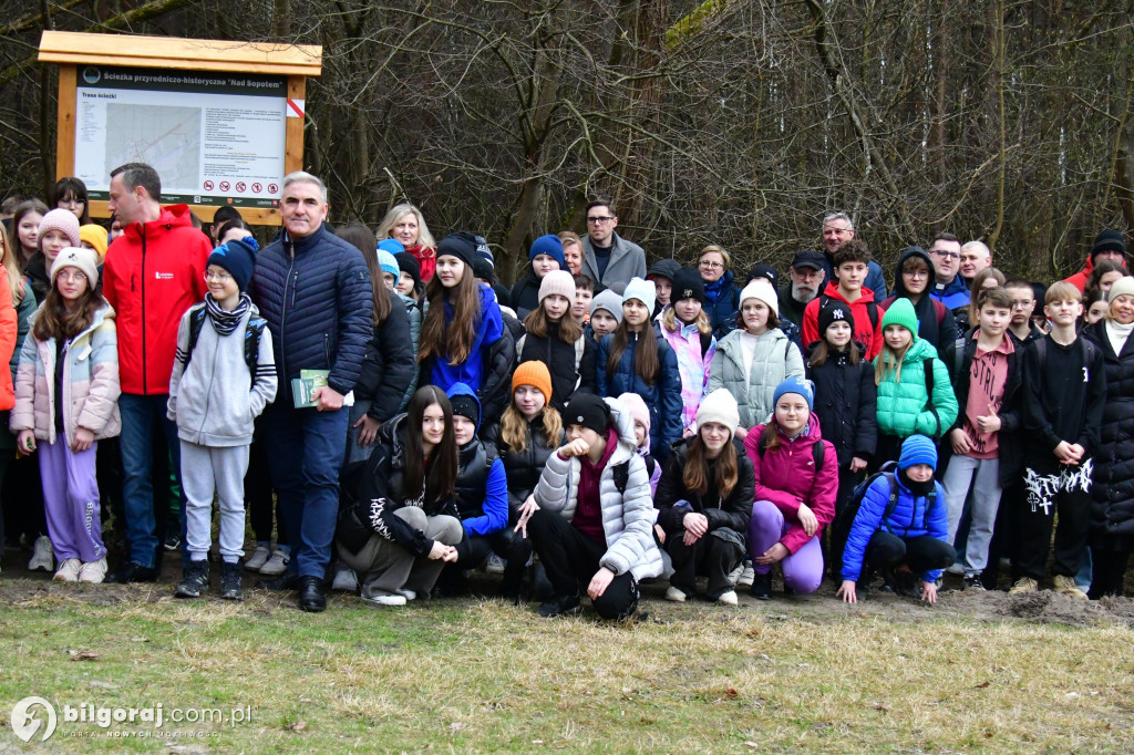 W Osuchach otwarto ścieżkę przyrodniczo - historyczną