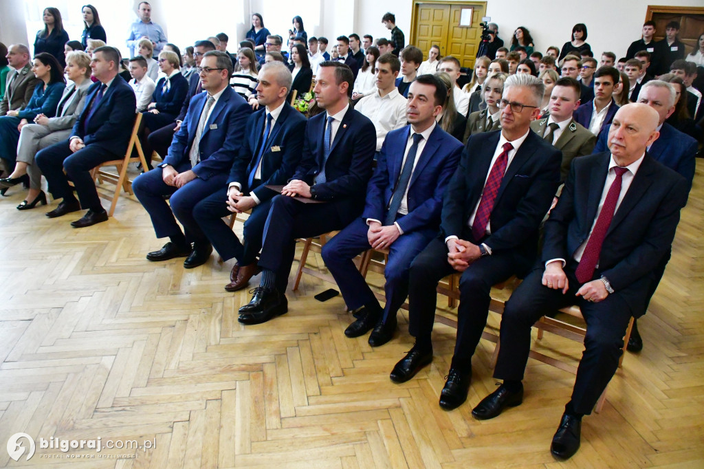 Biłgorajscy uczniowie ze stypendiami Marszałka