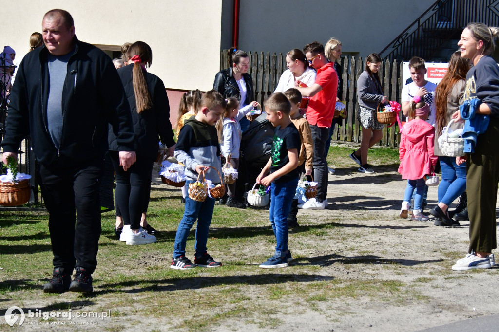 Błogosławieństwo pokarmów w Wielką Sobotę. Tradycja nadal żywa