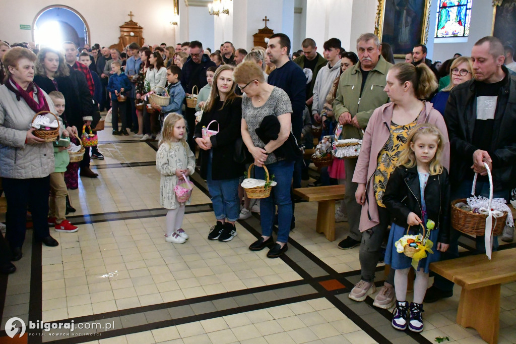 Błogosławieństwo pokarmów w Wielką Sobotę. Tradycja nadal żywa
