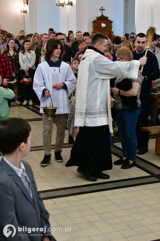 Błogosławieństwo pokarmów w Wielką Sobotę. Tradycja nadal żywa
