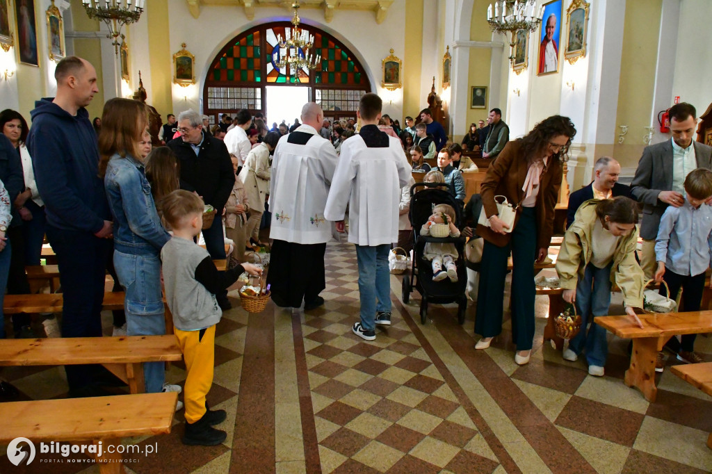 Błogosławieństwo pokarmów w Wielką Sobotę. Tradycja nadal żywa