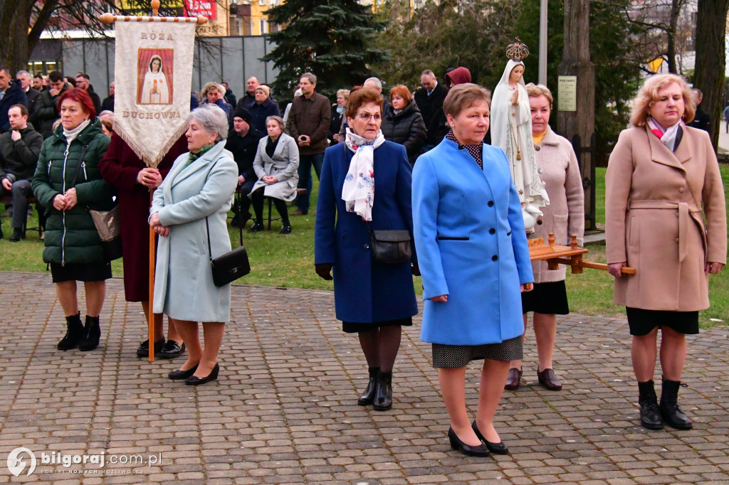 Wielka Niedziela. „Ujrzał i uwierzył”