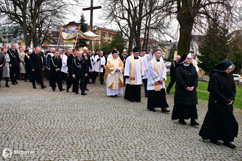 Wielka Niedziela. „Ujrzał i uwierzył”