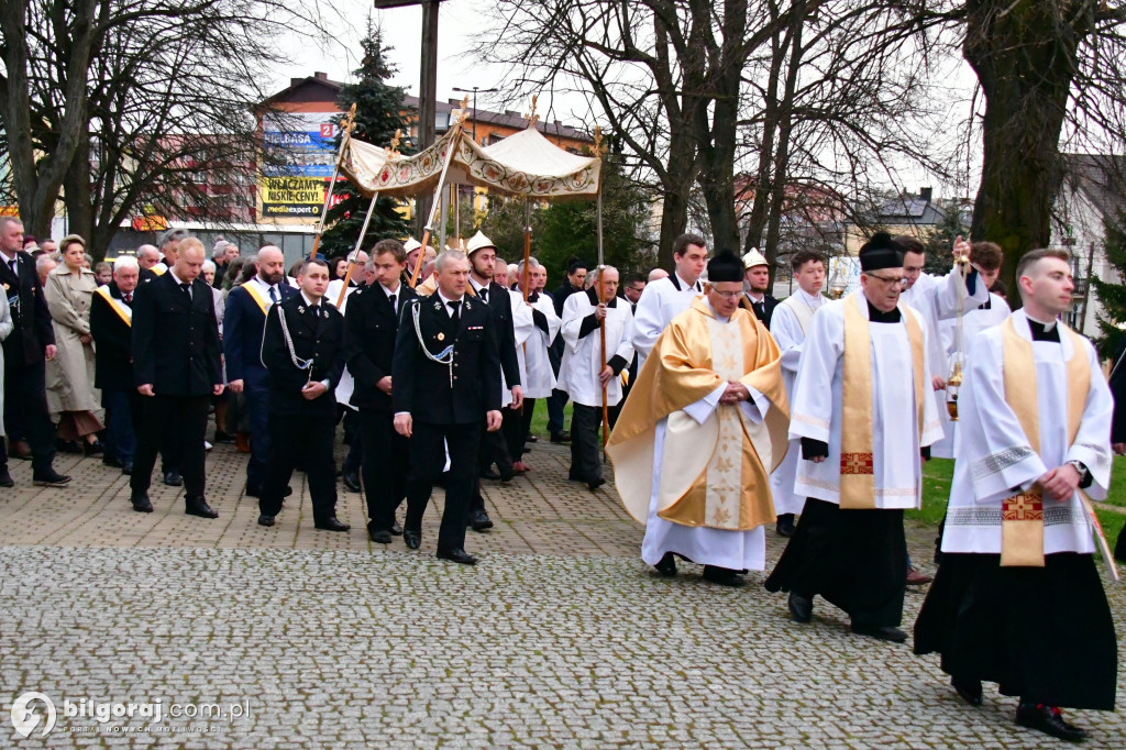 Wielka Niedziela. „Ujrzał i uwierzył”