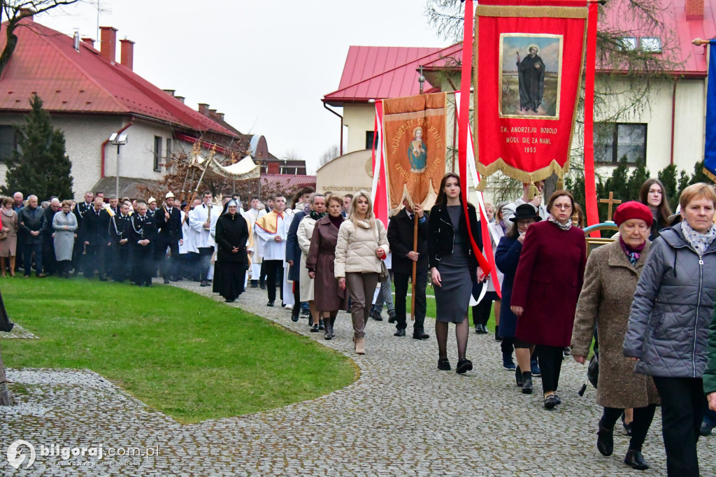 Wielka Niedziela. „Ujrzał i uwierzył”