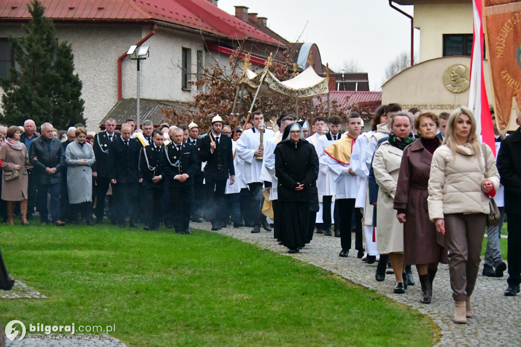 Wielka Niedziela. „Ujrzał i uwierzył”