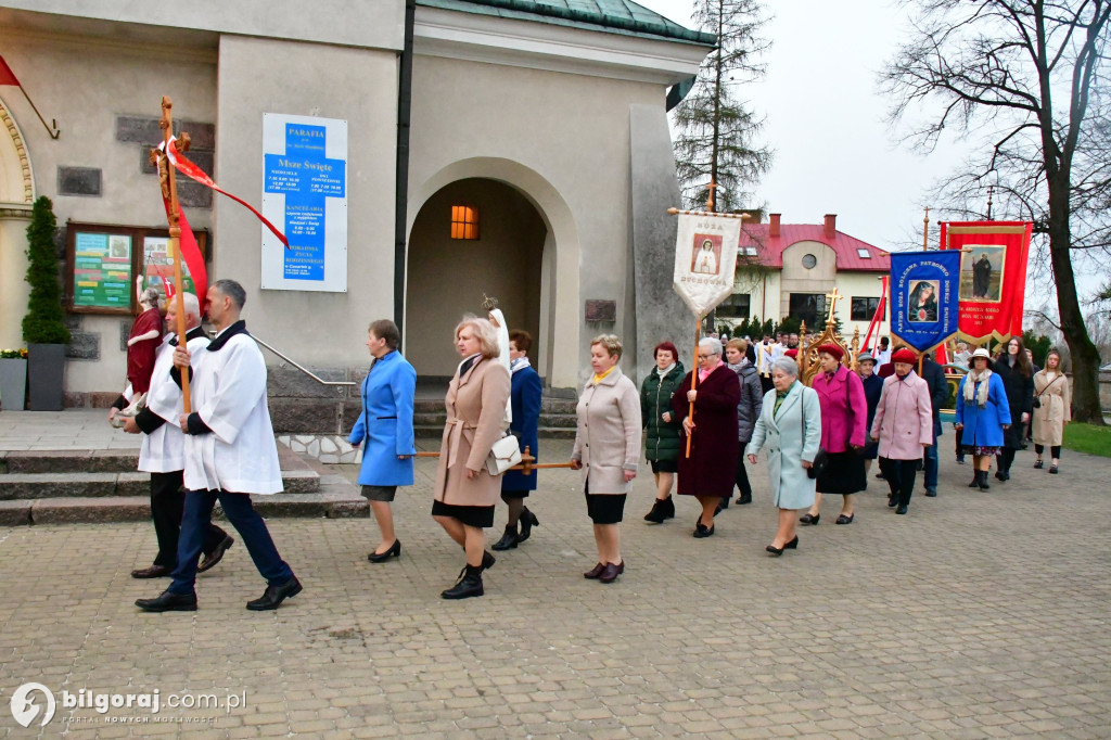 Wielka Niedziela. „Ujrzał i uwierzył”