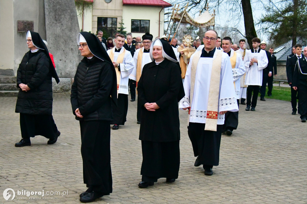 Wielka Niedziela. „Ujrzał i uwierzył”
