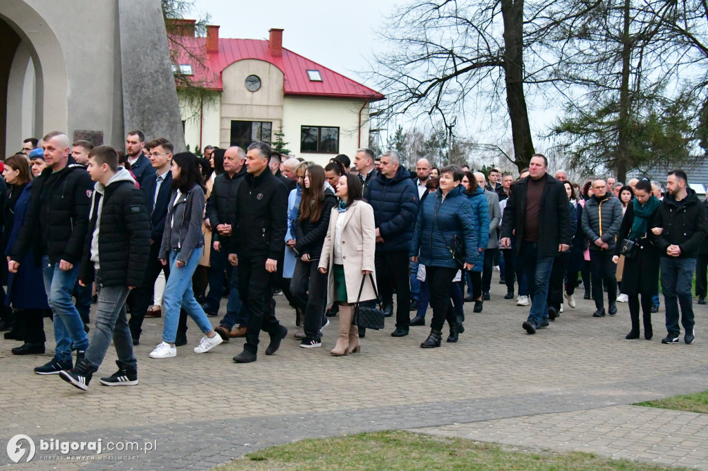 Wielka Niedziela. „Ujrzał i uwierzył”