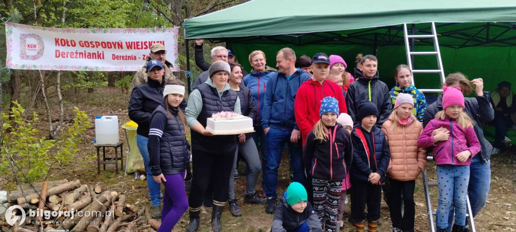 Dereźnia sprząta i świętuje! Mieszkańcy po raz kolejny zadbali o porządek