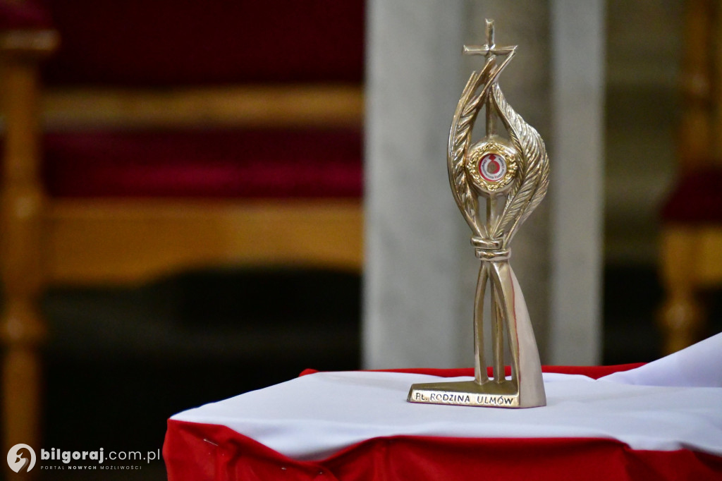 Wprowadzenie relikwii rodziny Ulmów do sanktuarium św. Marii Magdaleny