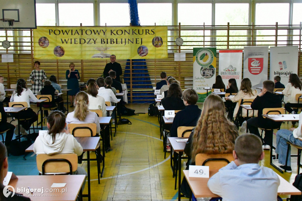 Młodzież z powiatu sprawdzała się w znajomości Ewangelii św. Łukasza