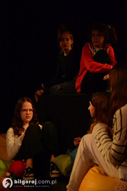 Teatralny sukces młodych aktorów