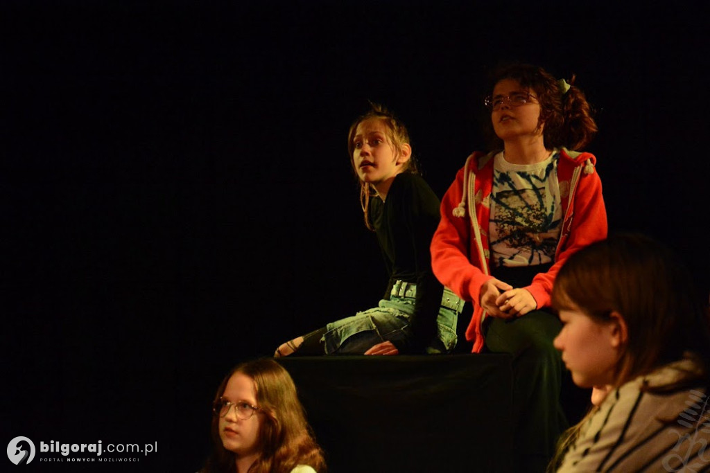 Teatralny sukces młodych aktorów