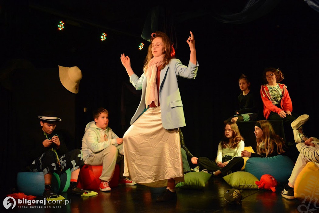 Teatralny sukces młodych aktorów