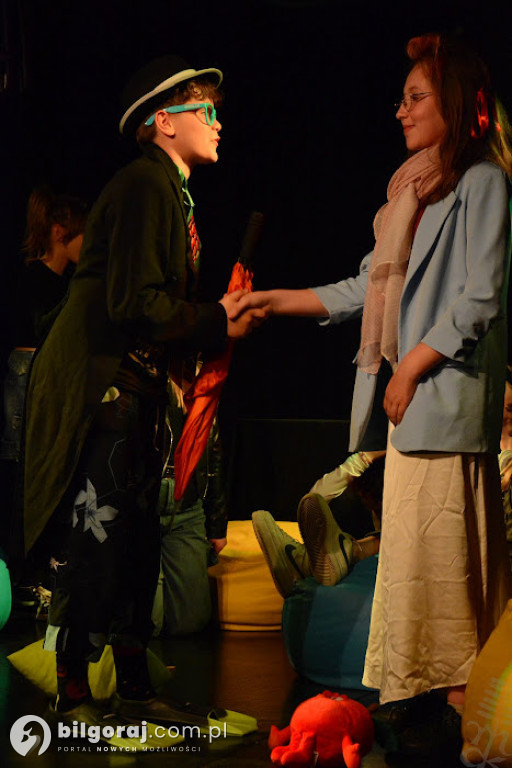 Teatralny sukces młodych aktorów