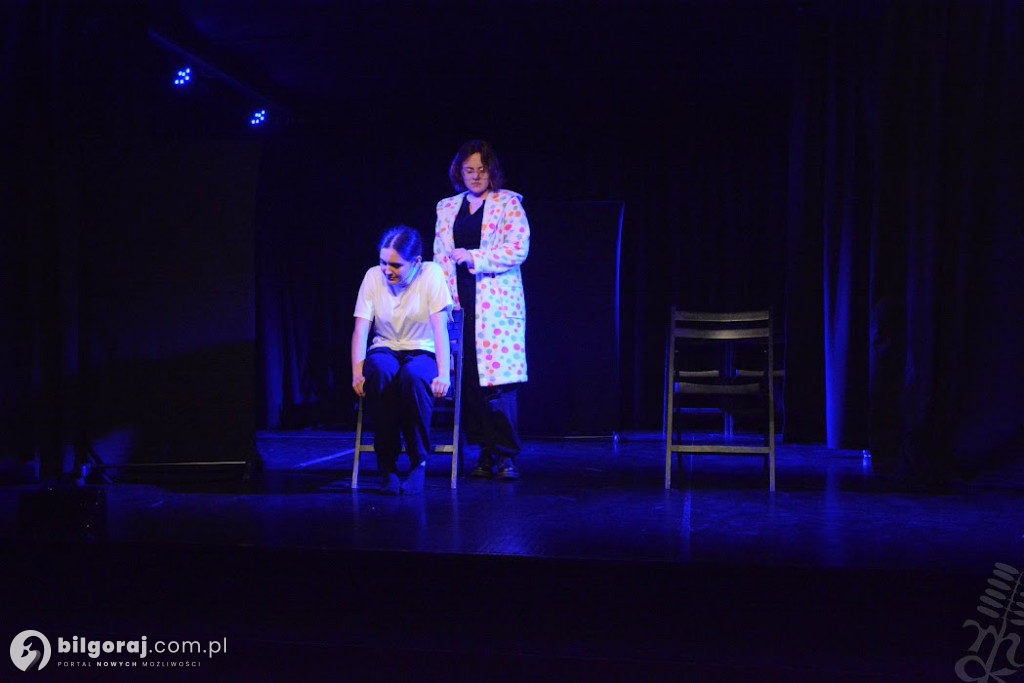 Teatralny sukces młodych aktorów