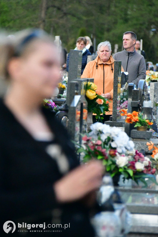 Msza św. na cmentarzu rozpoczęła świętowanie