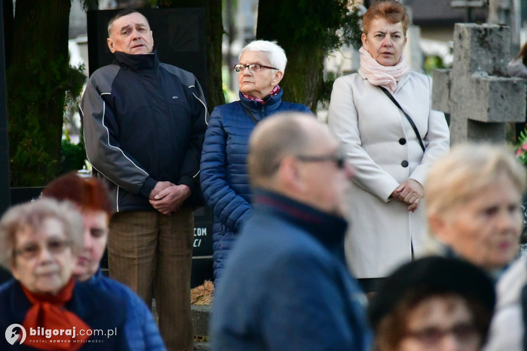 Msza św. na cmentarzu rozpoczęła świętowanie