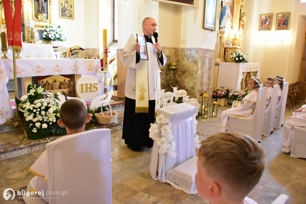 Uroczystość I Komunii Świętej w Biłgoraju: Radość z pierwszego spotkania z Chrystusem