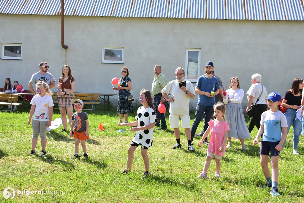 Aleksandrów: Strażacki piknik rodzinny zintegrował mieszkańców!