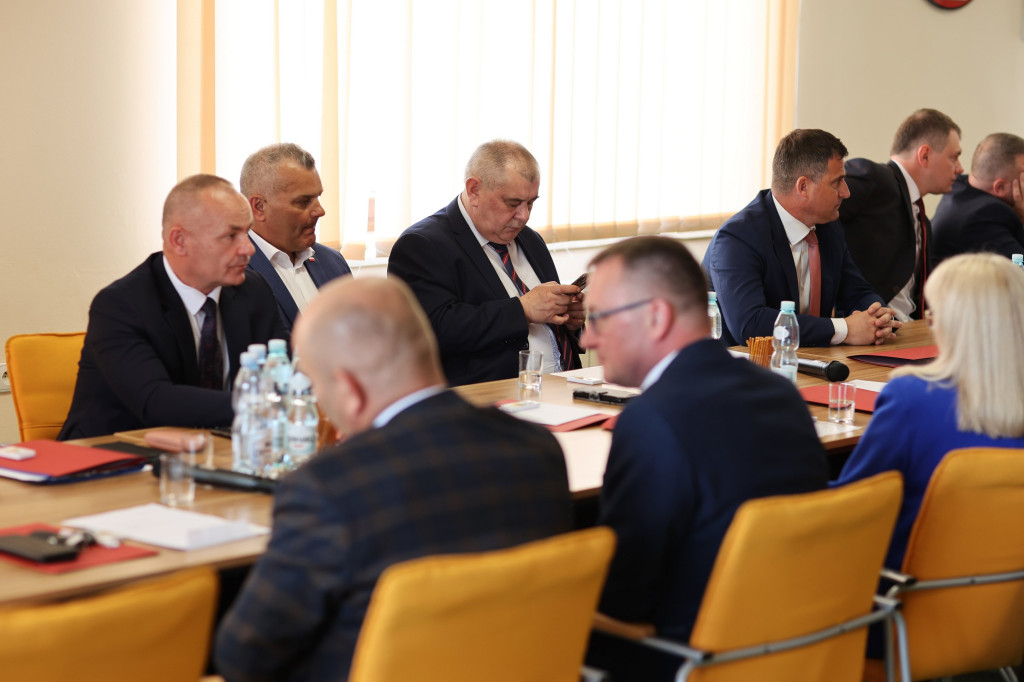 Andrzej Szarlip starostą. Rada dokonała wyboru. Kto jeszcze w Zarządzie Powiatu?