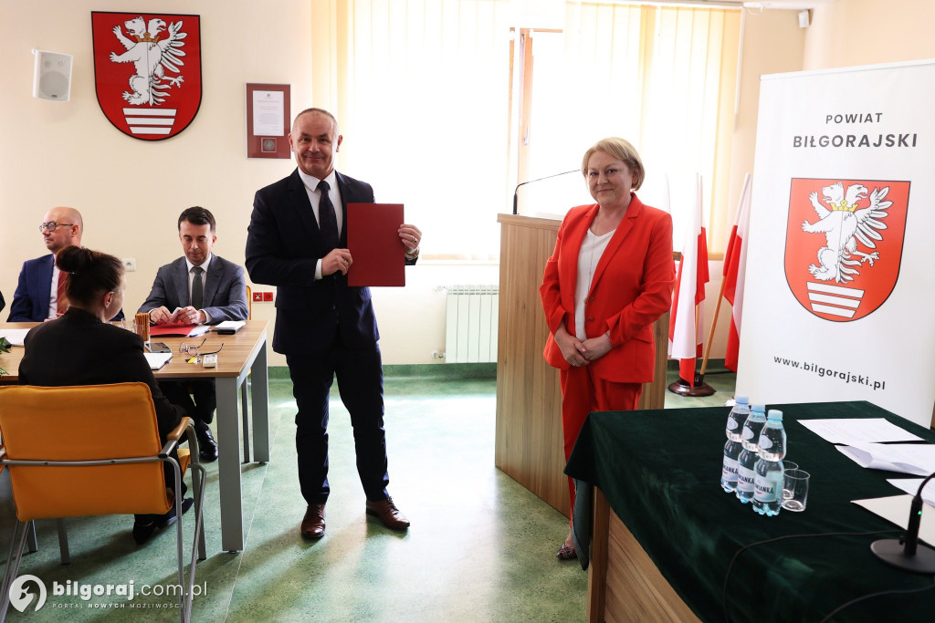 Radni VII kadencji Rady Powiatu w Biłgoraju złożyli ślubowania