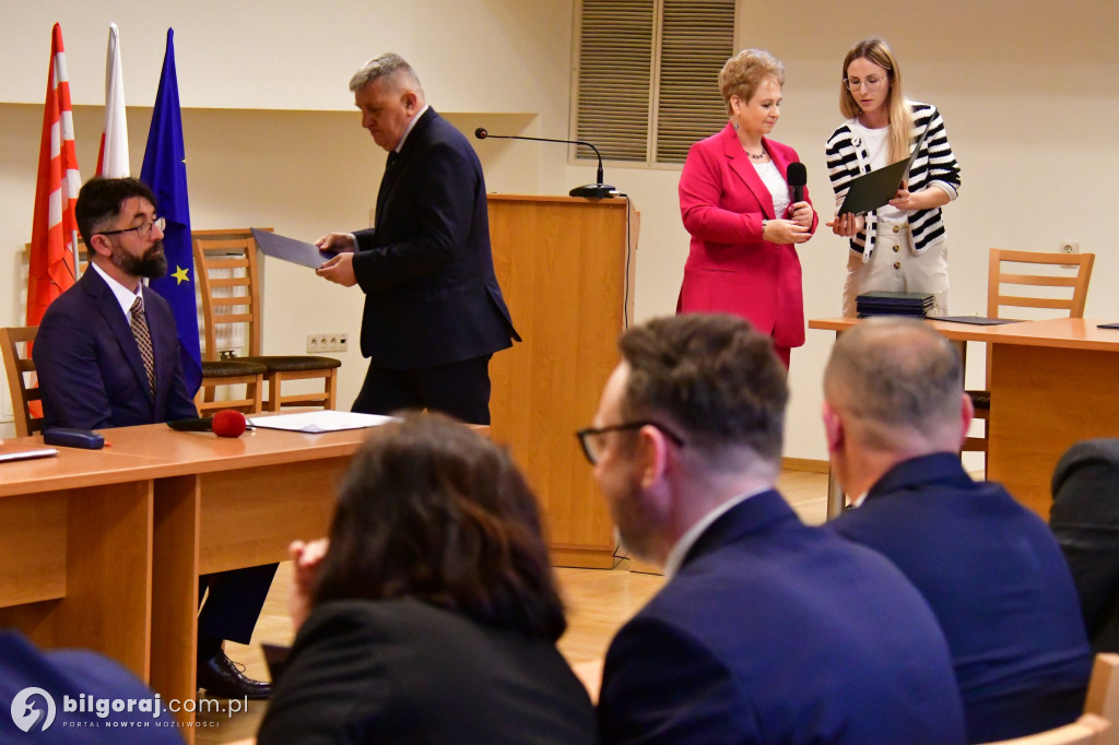 Rada Miasta i burmistrz złożyli ślubowania i wybrali Przewodniczącego