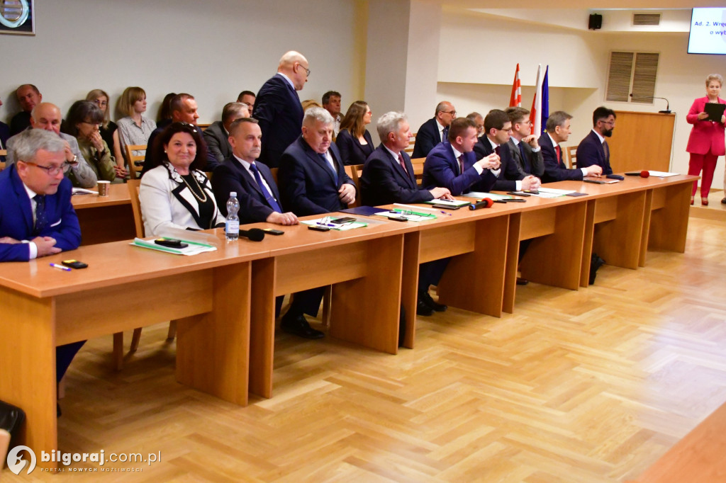 Rada Miasta i burmistrz złożyli ślubowania i wybrali Przewodniczącego