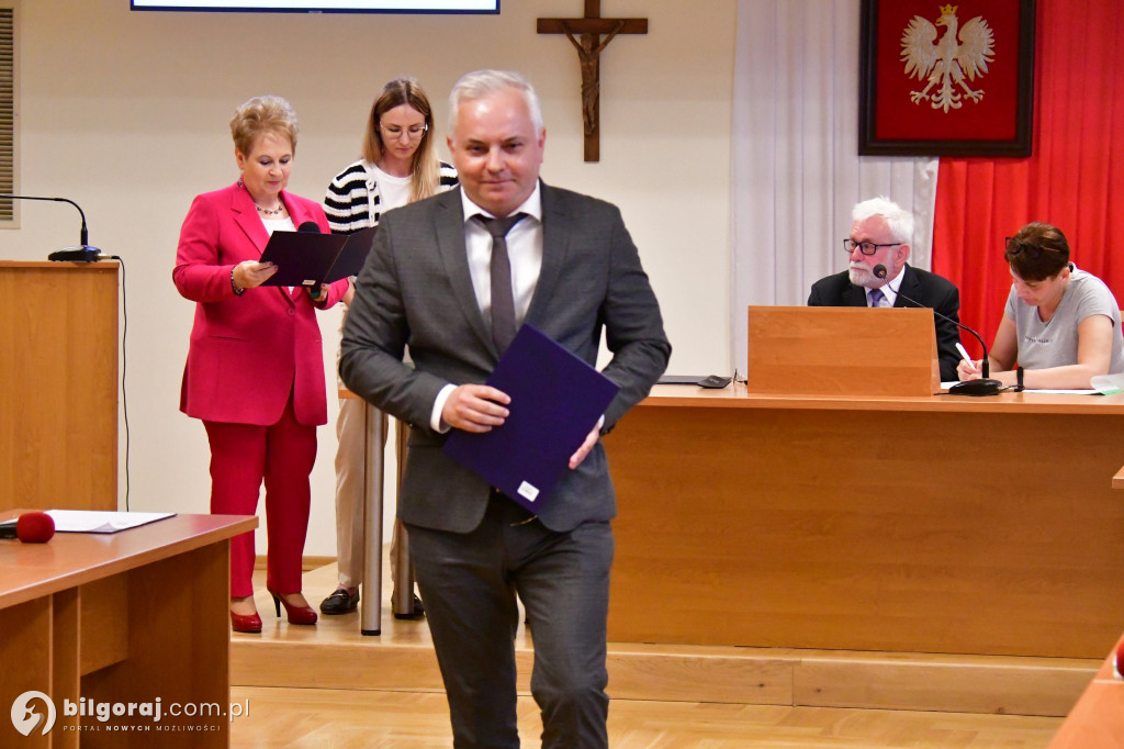 Rada Miasta i burmistrz złożyli ślubowania i wybrali Przewodniczącego