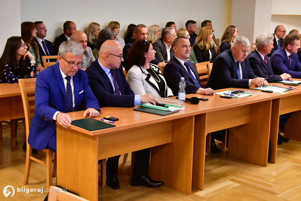 Rada Miasta i burmistrz złożyli ślubowania i wybrali Przewodniczącego