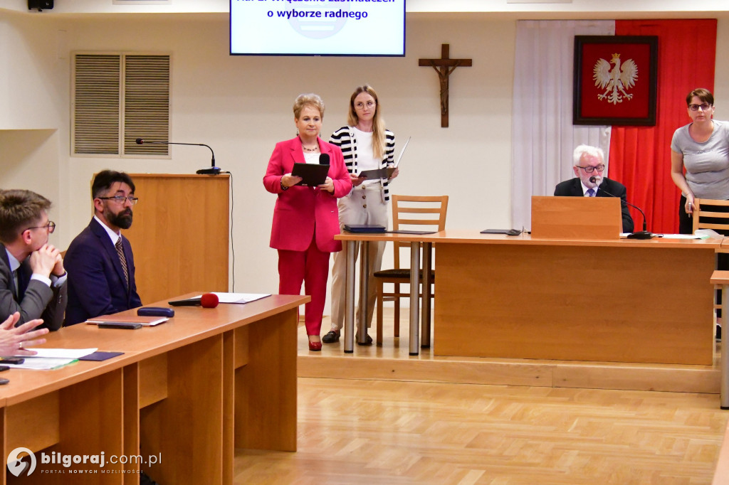 Rada Miasta i burmistrz złożyli ślubowania i wybrali Przewodniczącego