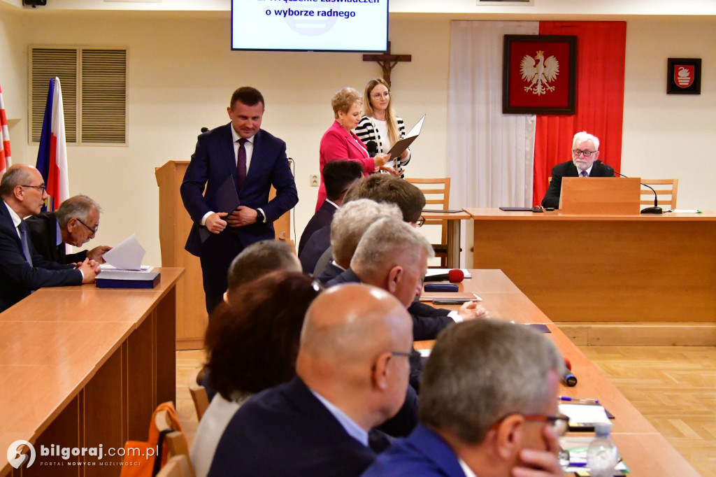 Rada Miasta i burmistrz złożyli ślubowania i wybrali Przewodniczącego