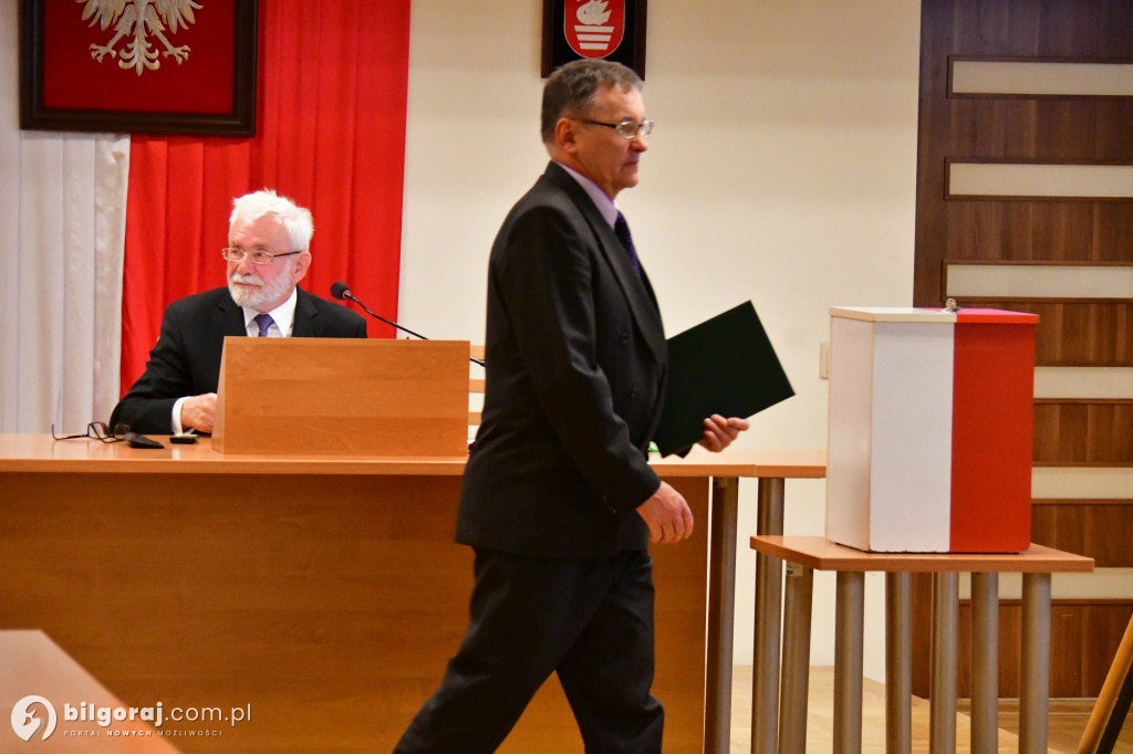 Rada Miasta i burmistrz złożyli ślubowania i wybrali Przewodniczącego