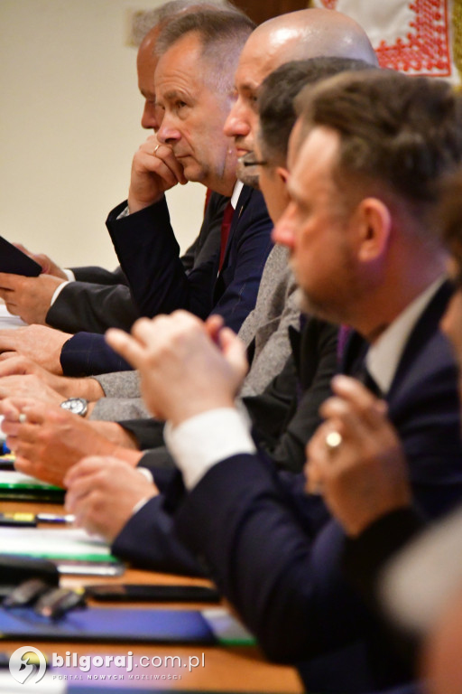 Rada Miasta i burmistrz złożyli ślubowania i wybrali Przewodniczącego