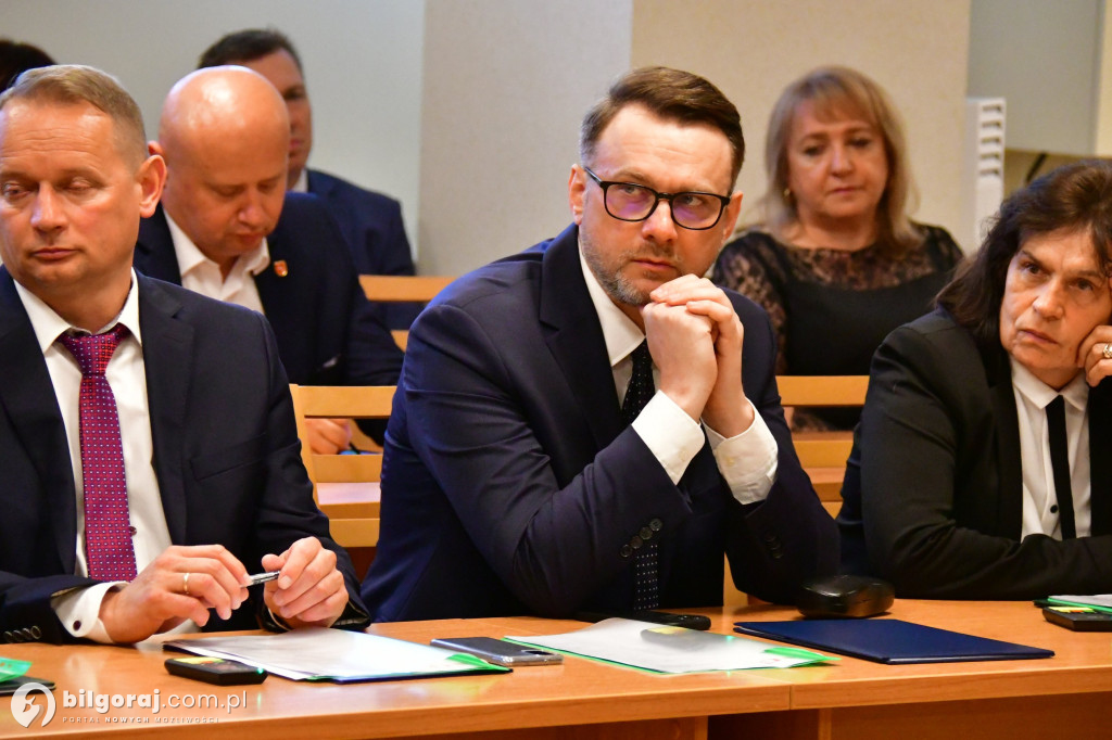 Rada Miasta i burmistrz złożyli ślubowania i wybrali Przewodniczącego