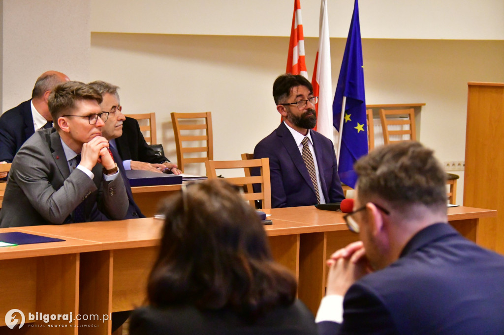 Rada Miasta i burmistrz złożyli ślubowania i wybrali Przewodniczącego