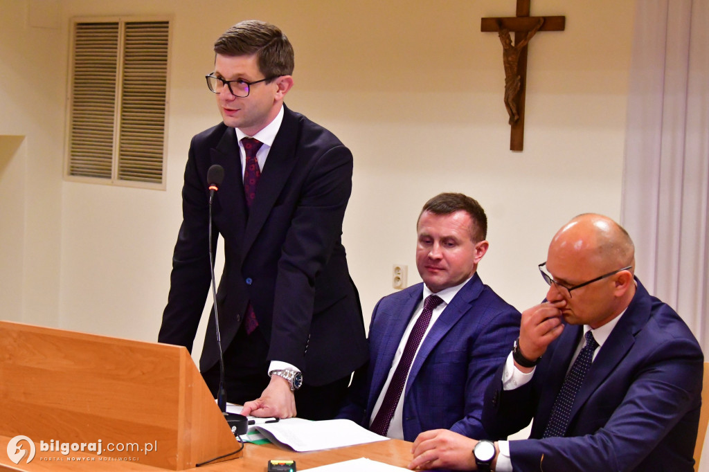 Rada Miasta i burmistrz złożyli ślubowania i wybrali Przewodniczącego