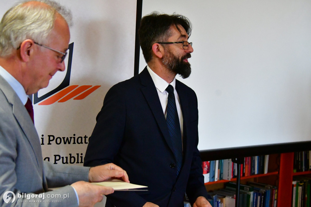 Uczcili prof. Markiewicza. Biłgorajska Biblioteka nazwana jego imieniem