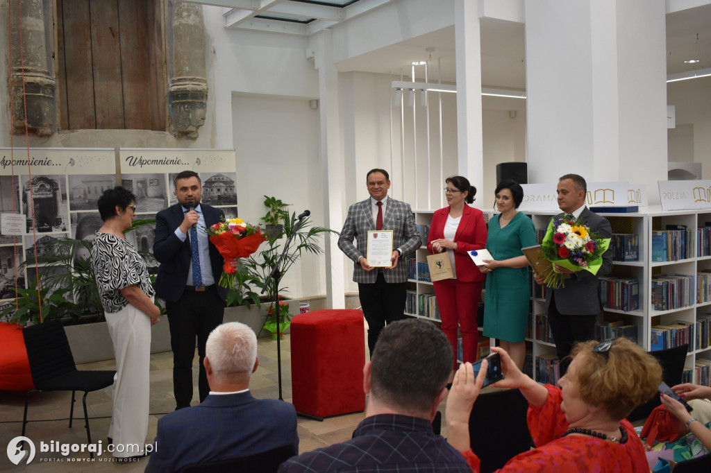Joanna Puchacz żegna się z Miejską Biblioteką Publiczną w Tarnogrodzie