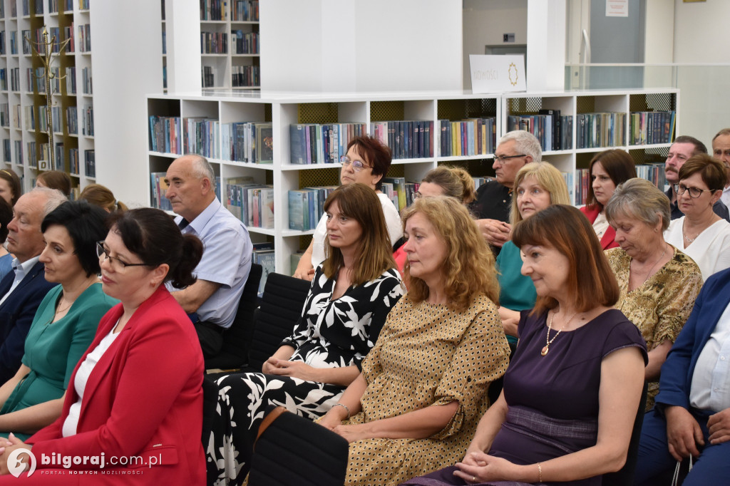Joanna Puchacz żegna się z Miejską Biblioteką Publiczną w Tarnogrodzie